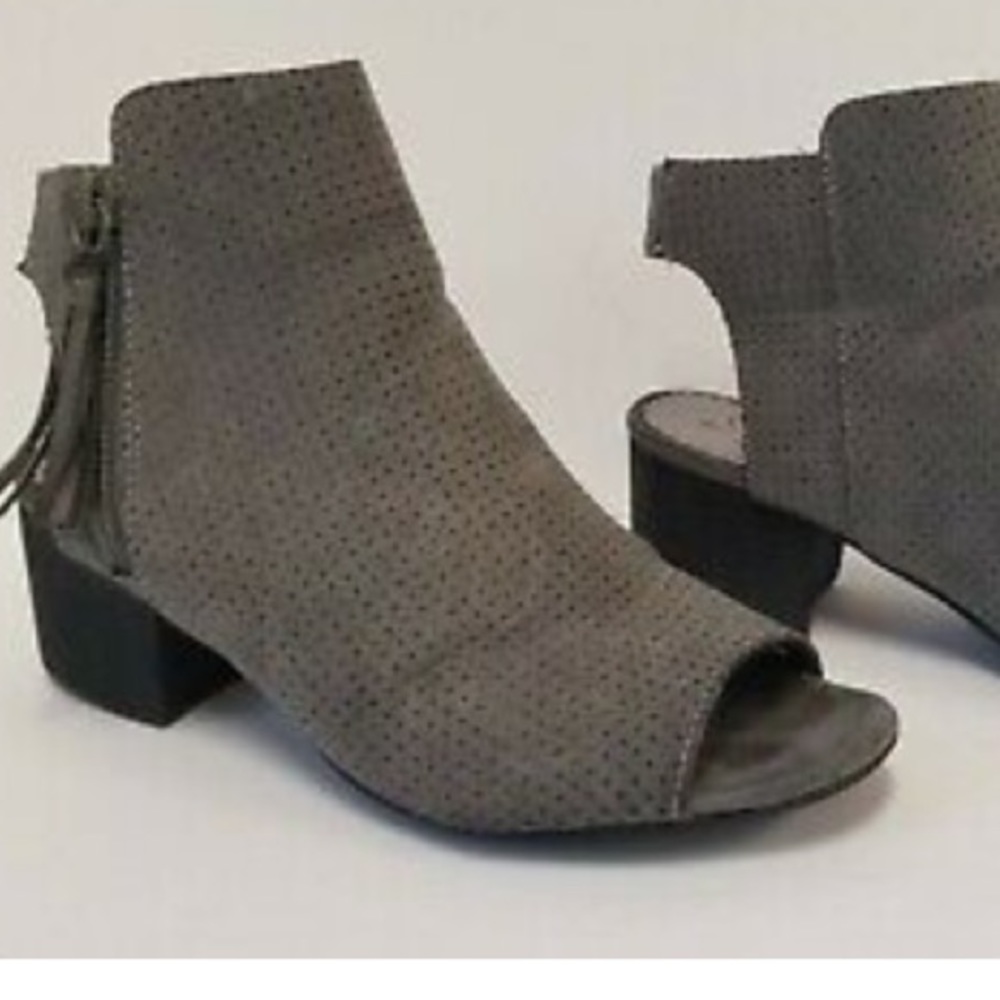 Justice Open Toe & Back Ankle Sandal Booties Sz5